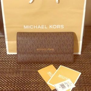 NEW Michael Kors Travel Trifold Leather PVC Wallet